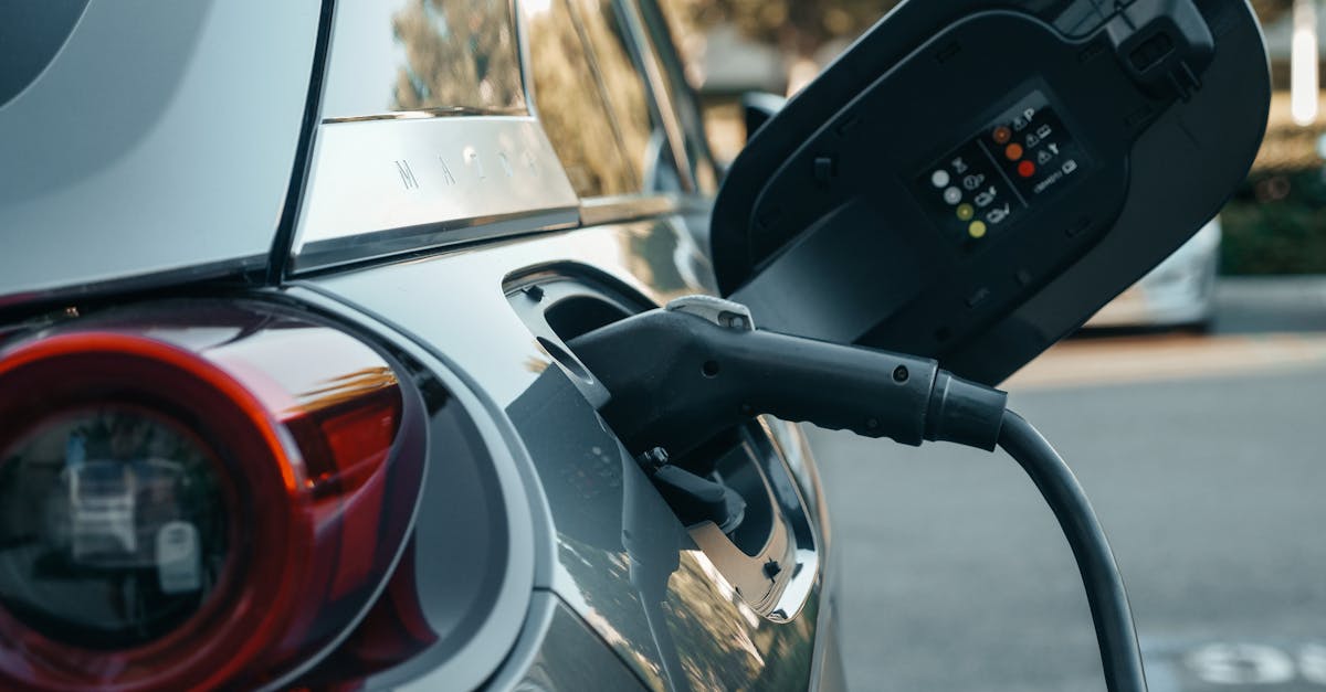 Auto elettriche: quali sono i vantaggi e svantaggi?