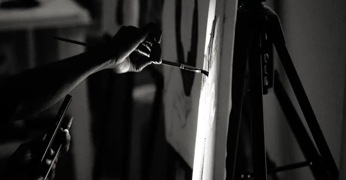 Chi è l'artista de La Colonna Umana? Scoprilo qui!