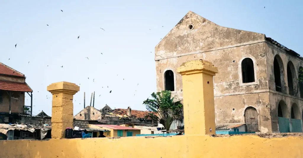 Quali sono i musei e i luoghi storici imperdibili in Senegal?