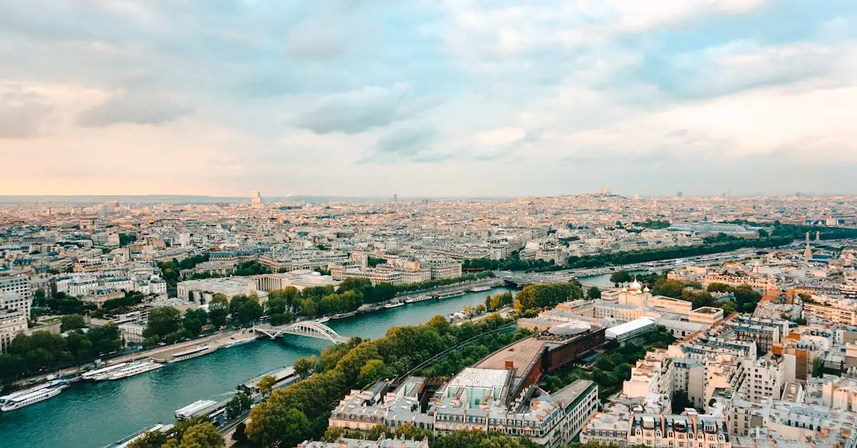 Qual è la città della Luce in Francia? Scoprilo qui!