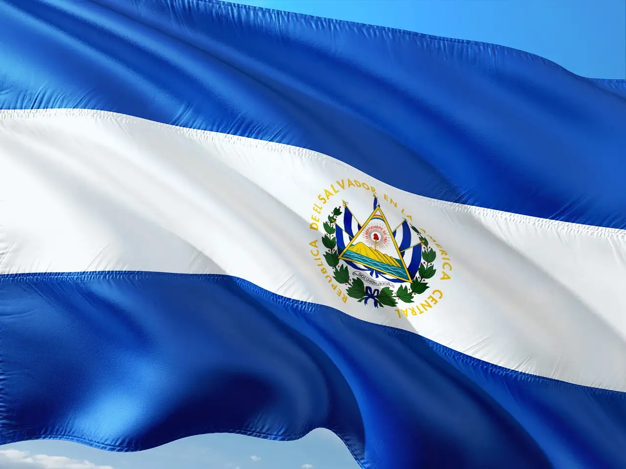 Qual è la storia di El Salvador in breve?