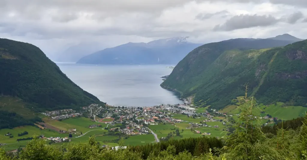 Qual è l'eredità moderna dei Vichinghi in Scandinavia?